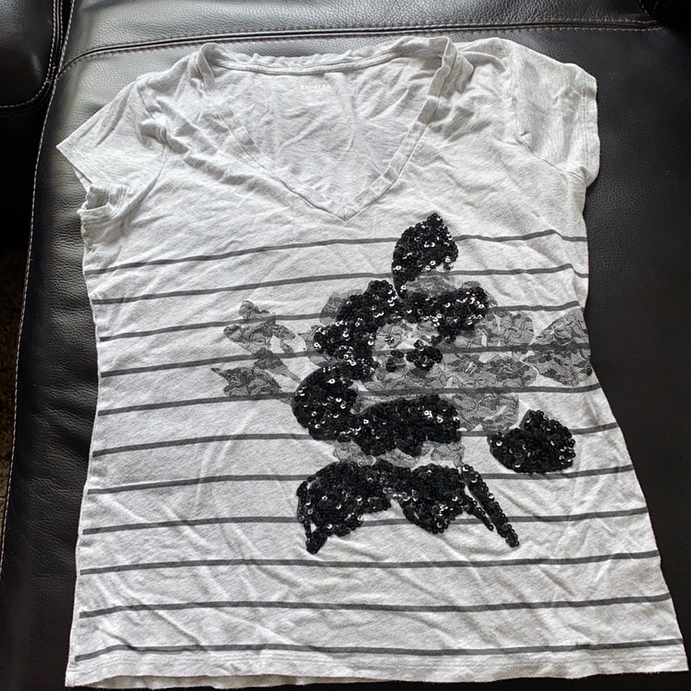 Express women’s T-shirt with sequins